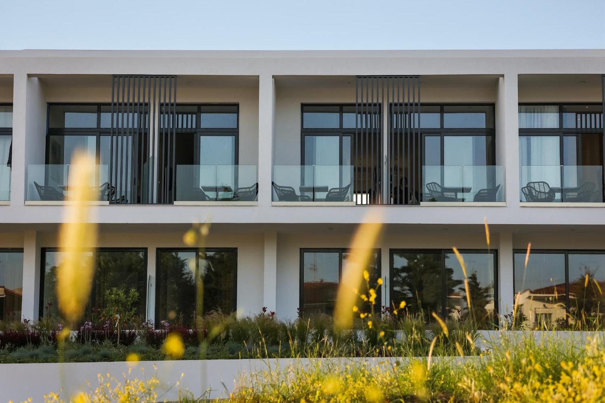Fenias Luxury Studios Kallithea  エクステリア 写真